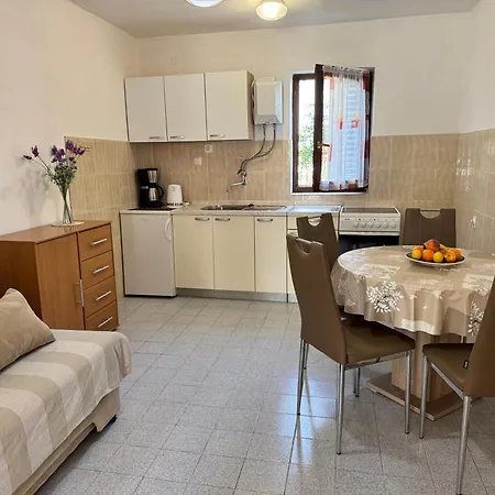 Meri Appartement Baška