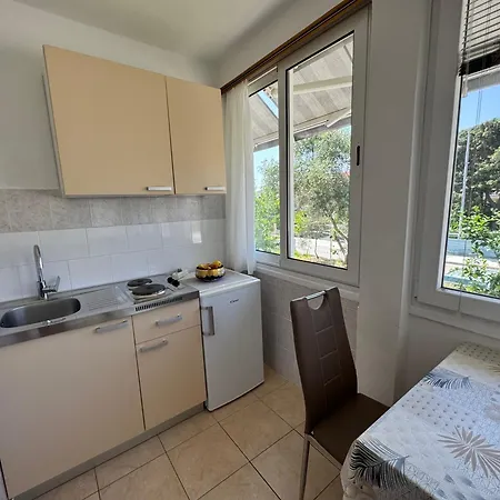Meri Appartement Baška